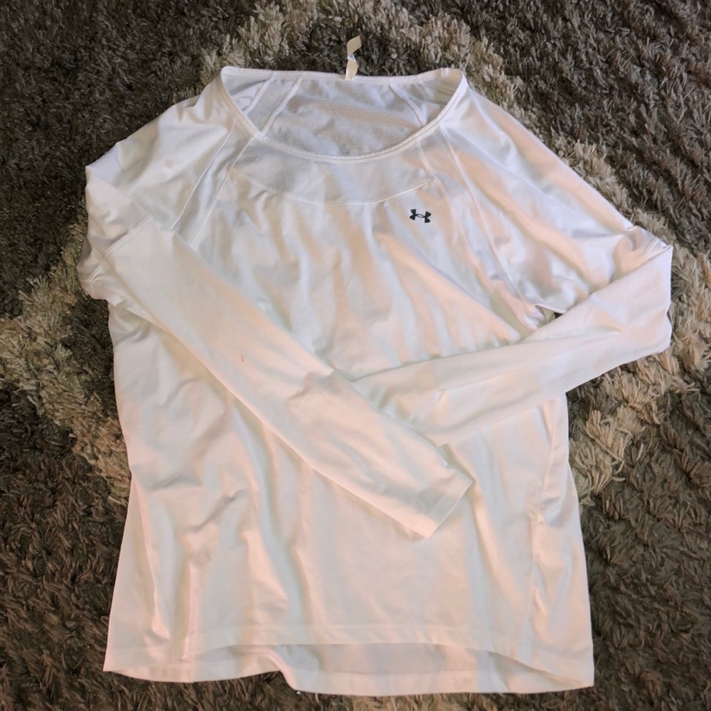 under armour long sleeve athletic shirt